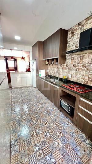 Casa Geminada 2 quartos 1 vaga 90m²
