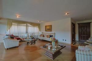 Apartamento 4 quartos 3 banheiros 330m²