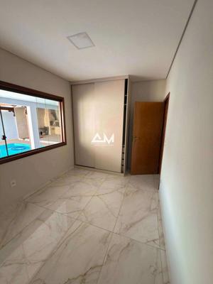 Apartamento 3 quartos 2 banheiros 360m²