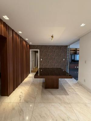 Apartamento 3 quartos 5 banheiros 310m²