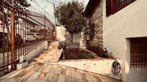 Casa 5 quartos 5 banheiros 360m²