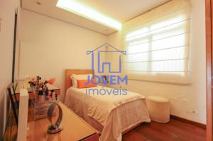 Casa 4 quartos 4 banheiros 336m²