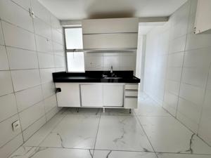 Apartamento 3 quartos 2 banheiros 180m²