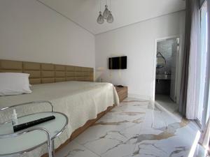Casa 3 quartos 3 banheiros 
