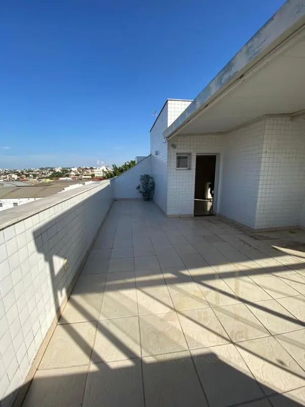 Apartamento 3 quartos 3 banheiros 289m²
