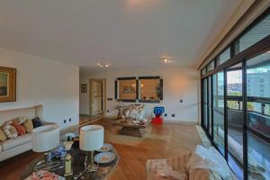 Apartamento 4 quartos 3 banheiros 330m²