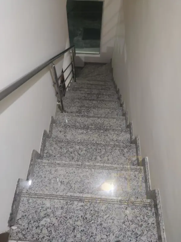 Casa 2 quartos 2 banheiros 82m²
