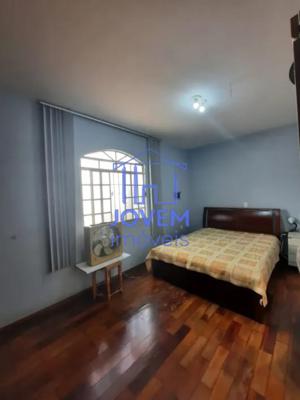 Casa 4 quartos 3 banheiros 198m²