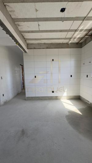 Apartamento 3 quartos 2 banheiros 96m²
