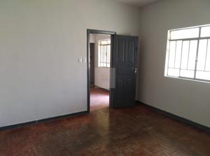 Casa 5 quartos 3 banheiros 280m²