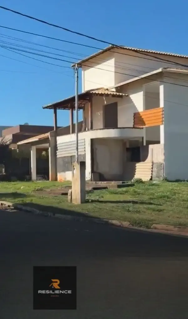 Casa em condomínio 2 quartos 4 vagas 390m²