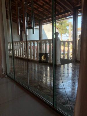 Casa 3 quartos 1 banheiro 250m²