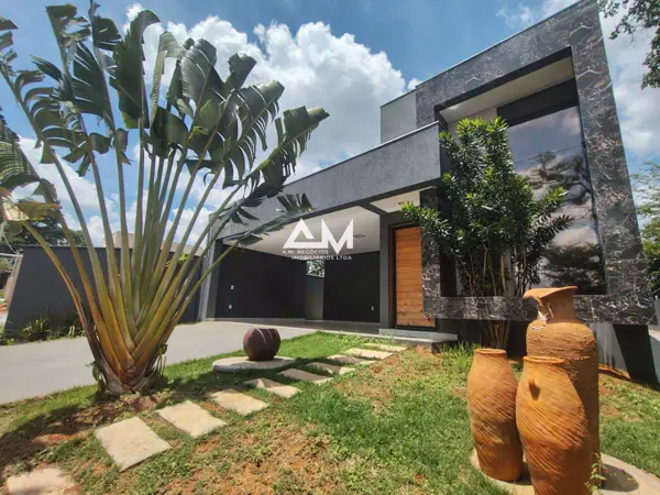 Apartamento 4 quartos 2 banheiros 200m²