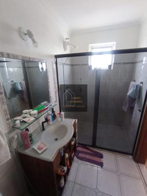Apartamento 4 quartos 2 banheiros 234m²