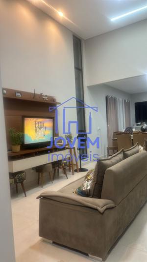 Casa 3 quartos 2 banheiros 360m²