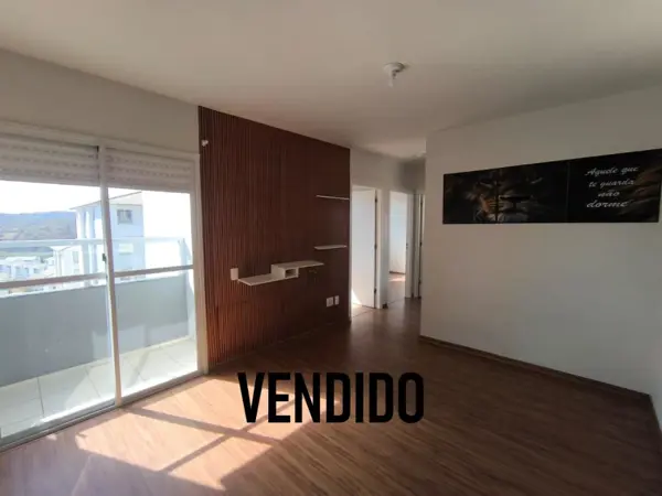 Apartamento 3 quartos 1 banheiro 
