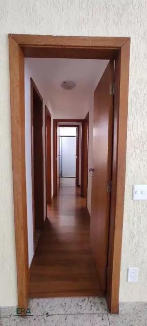 Apartamento 3 quartos 2 banheiros 186m²