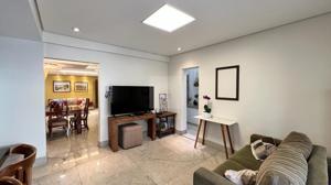 Casa 5 quartos 5 banheiros 360m²