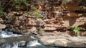 Fazenda 3 quartos 10 vagas 90000ha