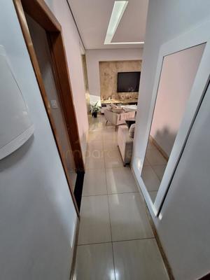 Casa 3 quartos 2 banheiros 
