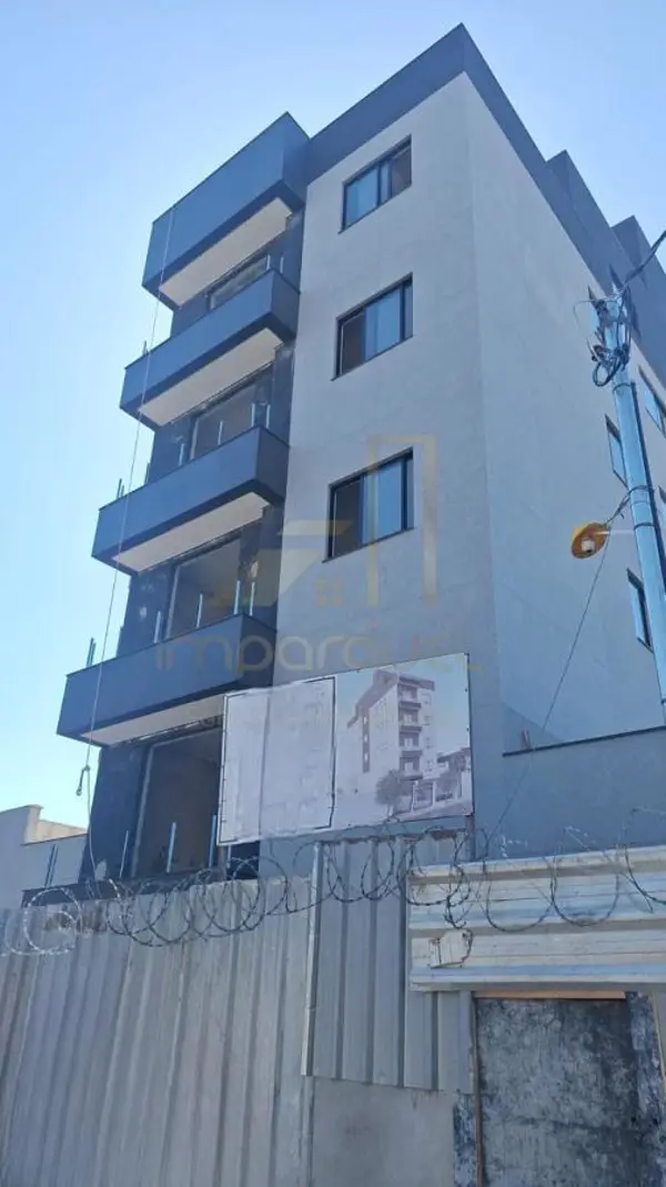 Apartamento 3 quartos 2 banheiros 96m²