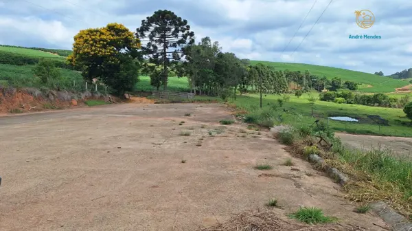 Fazenda 3 quartos 1 banheiro 100ha