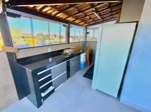 Apartamento 3 quartos 2 banheiros 189m²
