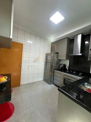Casa 3 quartos 3 banheiros 
