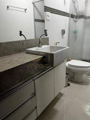 Apartamento 3 quartos 2 banheiros 100m²
