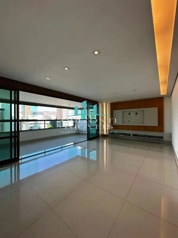 Apartamento 4 quartos 5 banheiros 