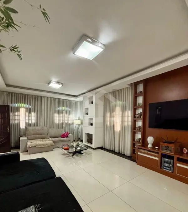 Casa 4 quartos 3 vagas 360m²