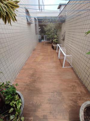 Apartamento 3 quartos 2 banheiros 185m²
