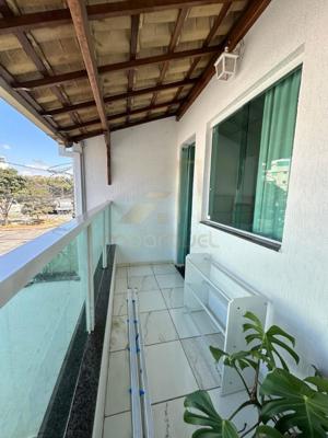 Casa 3 quartos 3 banheiros 
