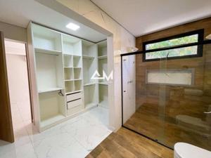 Apartamento 4 quartos 3 banheiros 300m²