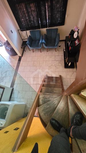 Casa 6 quartos 1 vaga 240m²