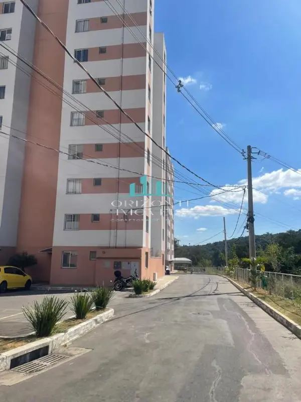 Apartamento 2 quartos 1 banheiro 