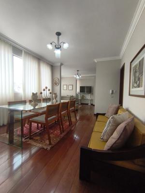 Apartamento 3 quartos 2 banheiros 130m²