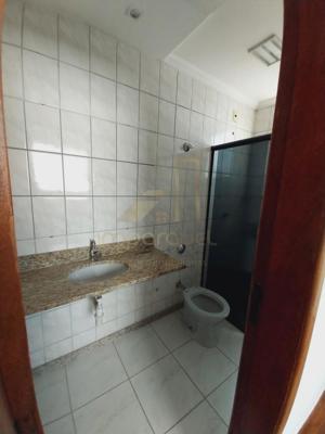 Apartamento 3 quartos 3 banheiros 143m²
