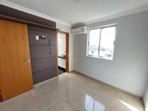 Apartamento 3 quartos 3 banheiros 140m²
