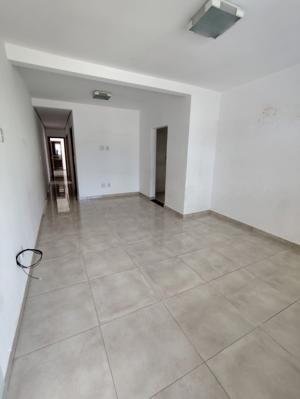 Casa 3 quartos 2 banheiros 
