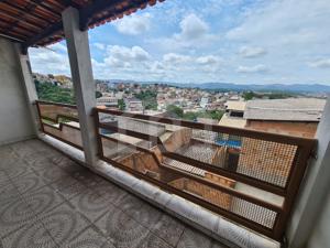 Casa 3 quartos 6 vagas 200m²