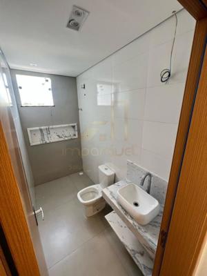 Casa 2 quartos 2 banheiros 230m²
