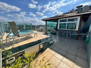 Cobertura 4 quartos 4 vagas 246m²