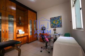 Casa 4 quartos 4 banheiros 336m²