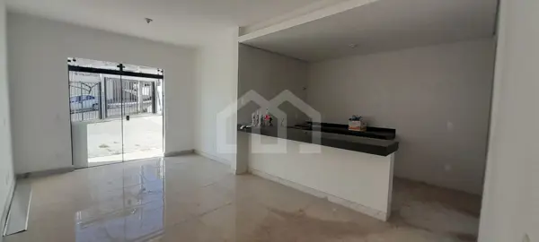 Casa em condomínio 3 quartos 2 vagas 180m²