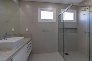 Apartamento 3 quartos 2 banheiros 246m²