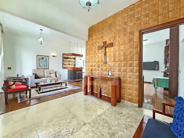 Casa 4 quartos 3 vagas 230m²