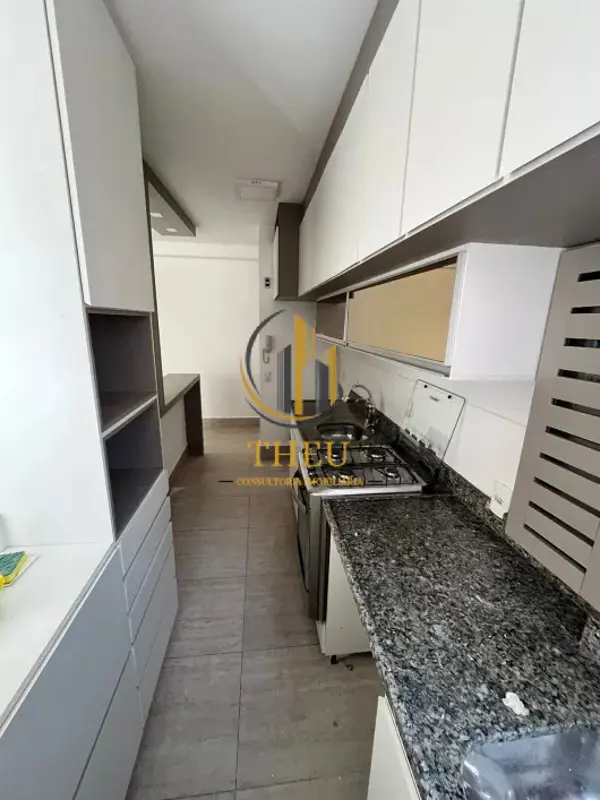 Apartamento 3 quartos 2 banheiros 144m²