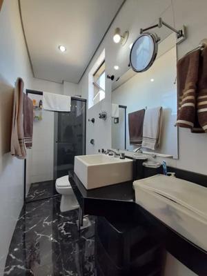 Cobertura 4 quartos 2 vagas 216,53m²
