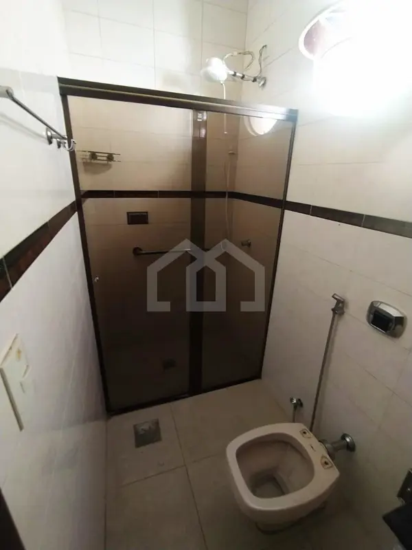Casa 7 quartos  vagas 230,07m²
